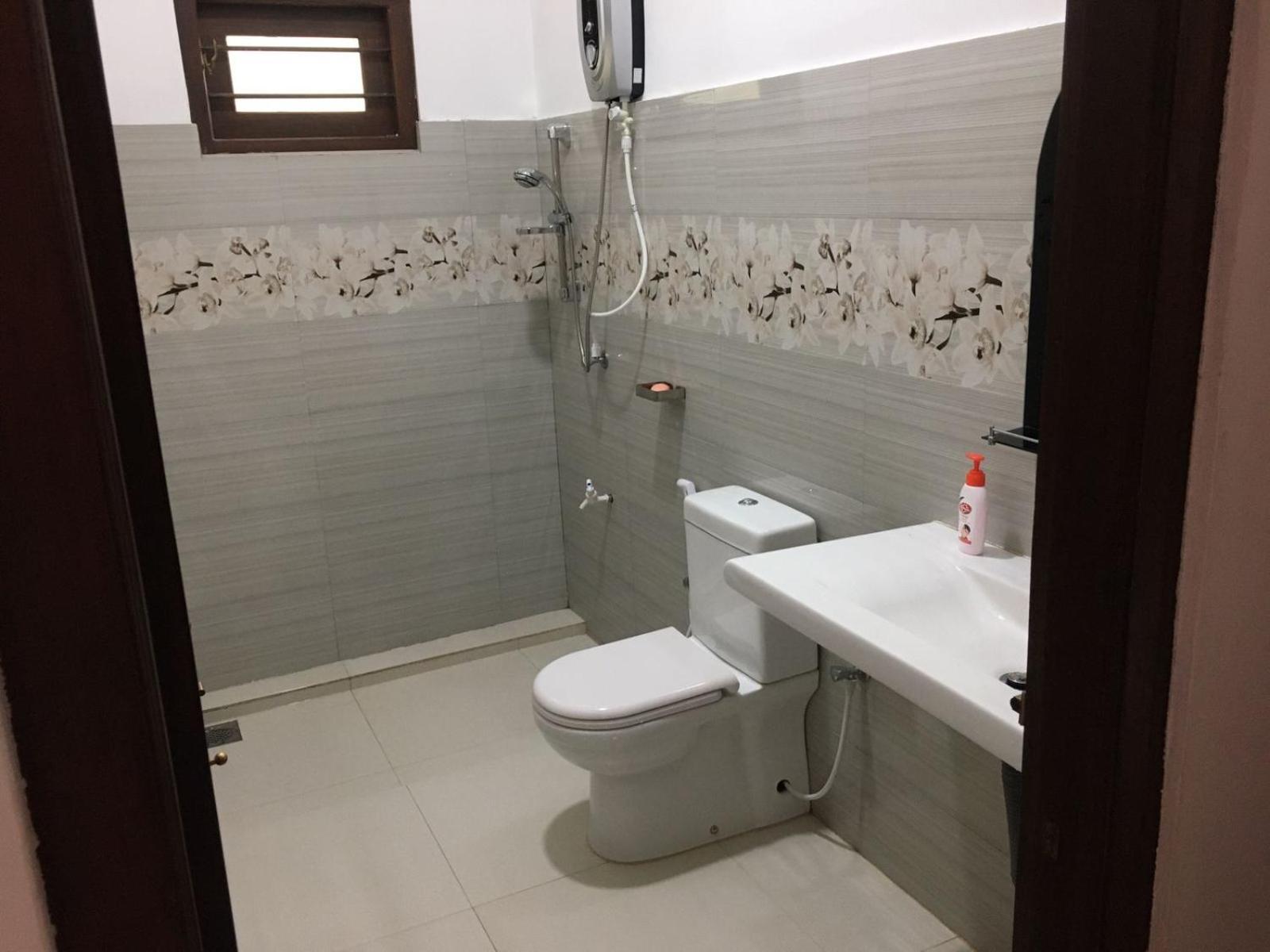 Bosadi Homestay Katunayaka Zewnętrze zdjęcie
